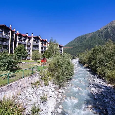 Sainte-foy-l'argentiere Sleeps 5 Апартаменты Шамони